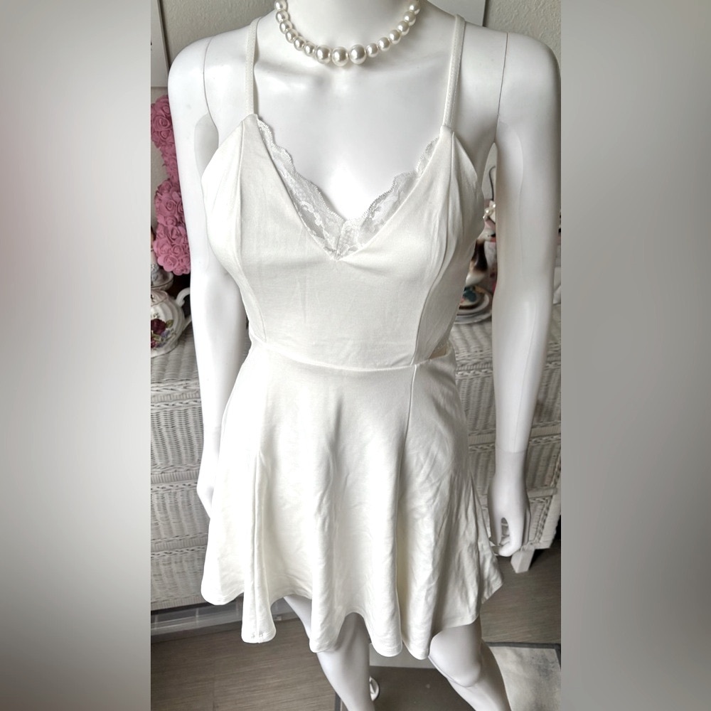 Lush Lace Mini Dress Cutout Lacey Back Low Cut Revealing Neckline in White Sz. S